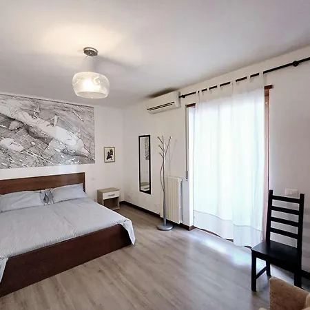 Nottetempo Bed & Breakfast 3*